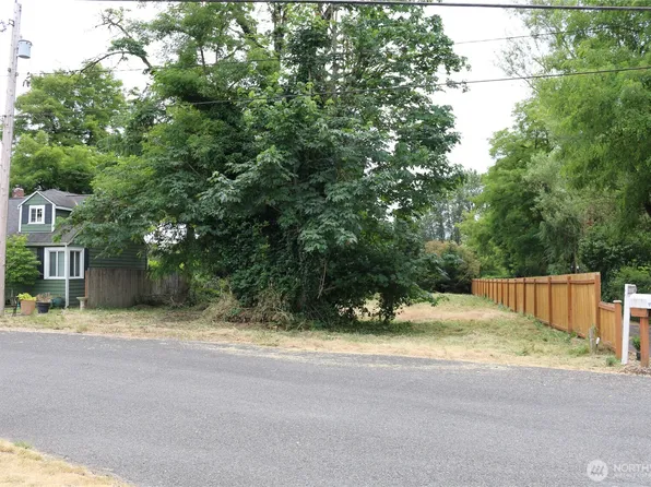 1908 Gault Street, Sumner, WA 98390