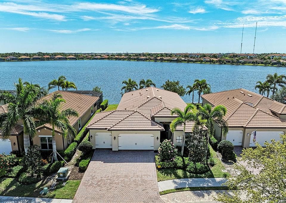1st image of 138 TOSCAVILLA BOULEVARD