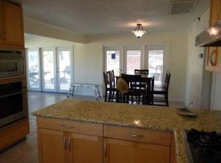 1122 Hackamore Rd, Vista, CA 92083