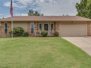 8422 NW 86th St, Oklahoma City, OK 73132