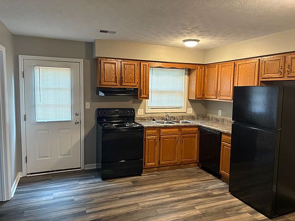 4th image of 1021 Brandy Ln #10