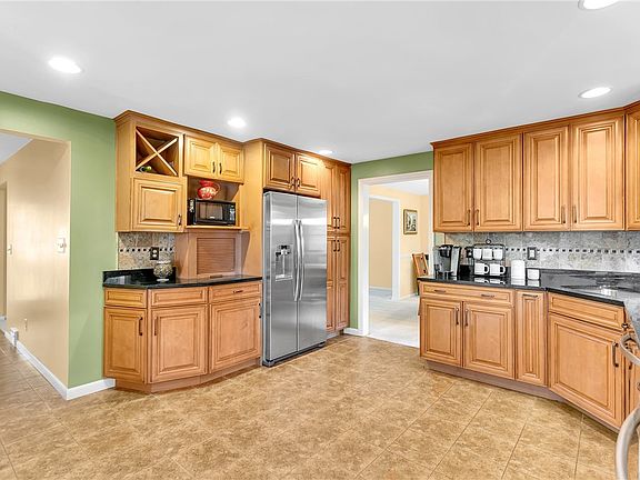 4th image of 116 Sherwood Dr