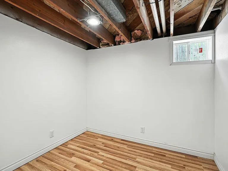 2609 E 1st Ave — Photo 15
