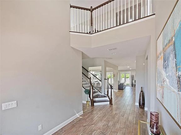 2nd image of 604 Stone Oak Dr