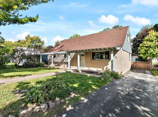 18096 W Elm St, Grayslake, IL 60030