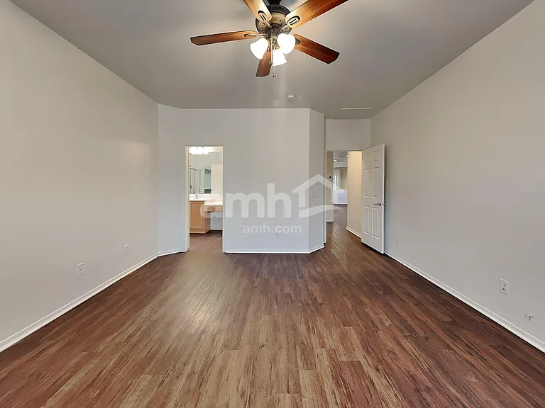 18203 W Townley Ave — Photo 10