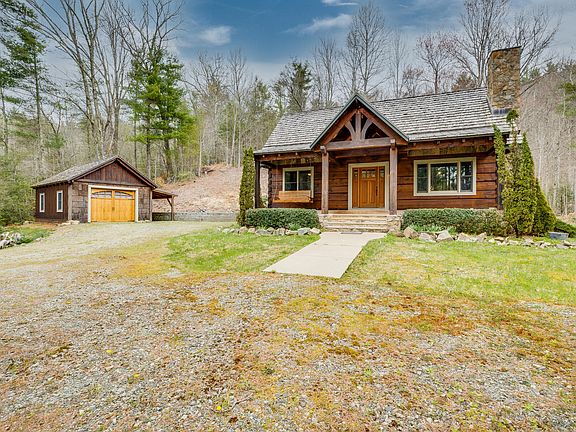 2nd image of 708 Heartwood Ln
