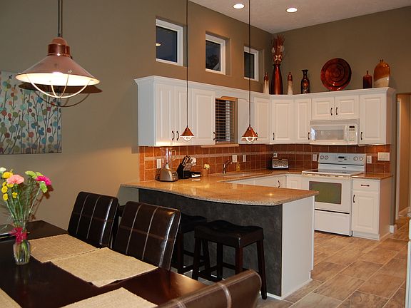 Eat in kitchen with island