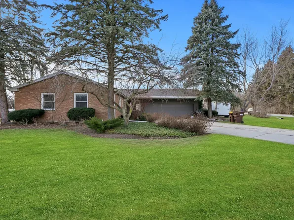 22109 Grenadier Dr, Marengo, IL 60152