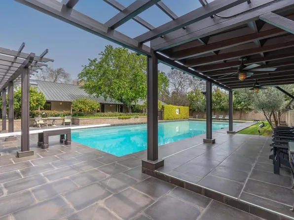 300 Alice St, Modesto, CA 95354