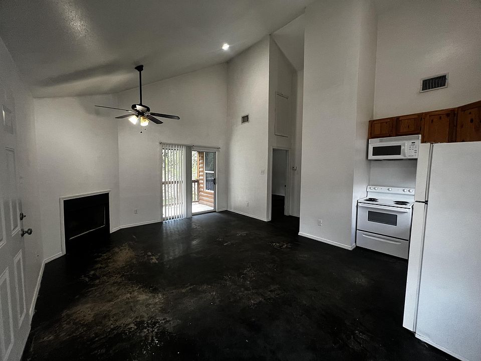 1st image of 41340 Fm 3159 APT 207