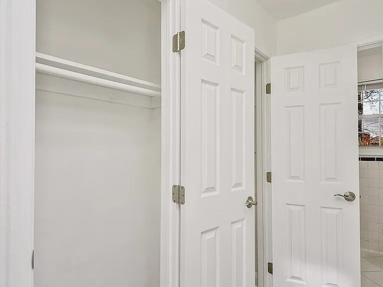1244 Savannah Pl SE #B — Photo 23