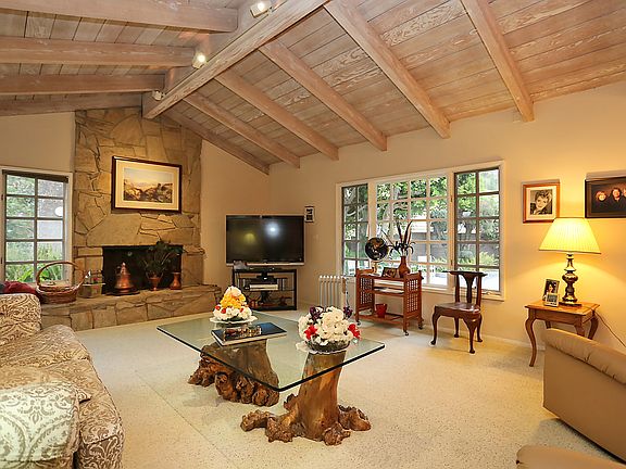 3rd image of 20645 E Rancho San Jose Dr