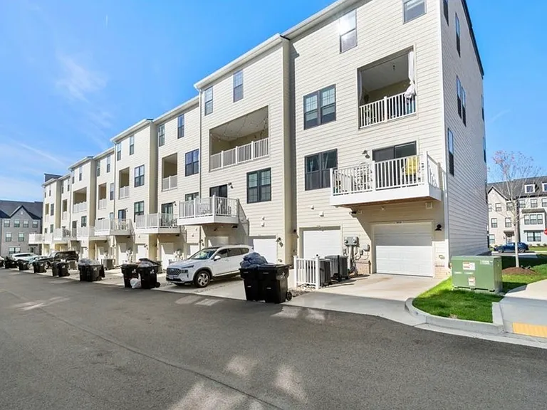 585 Hazel Pl #A — Photo 27