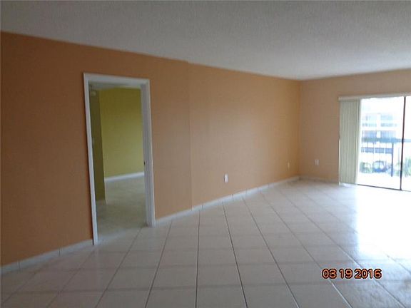 4th image of 1300 SW 122nd Ave #3082