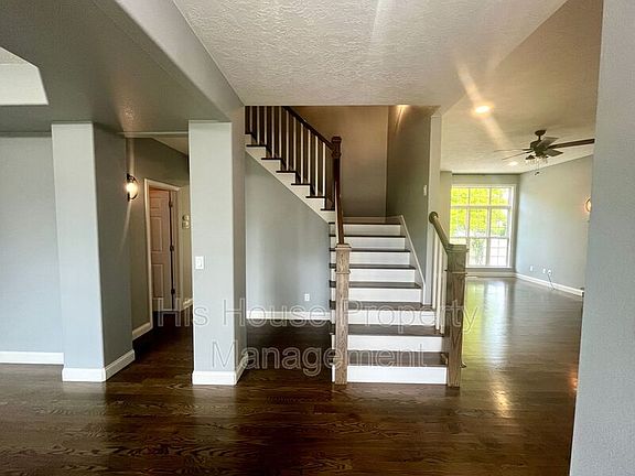3rd image of 224 N 53rd Ave