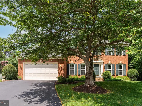 6854 Corder Ln, Lorton, VA 22079