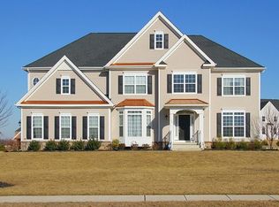 58 Curtmantle Rd, Mickleton, NJ 08056