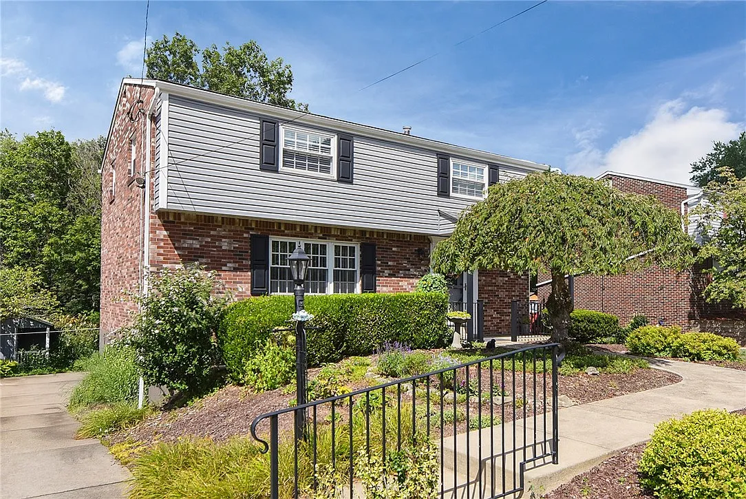524 Rainier Dr photo 1
