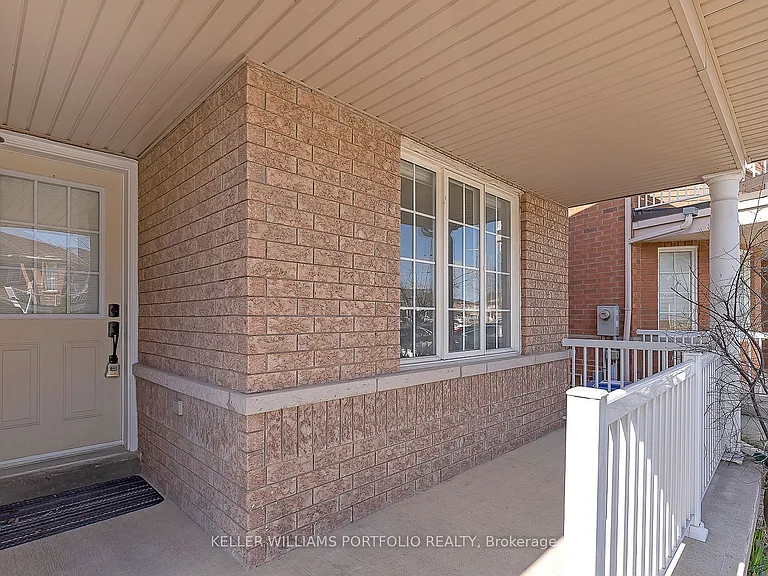 99 Dells Cres — Photo 40