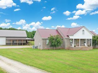 210 Howland Farm Ln, Hillsboro, TN 37342