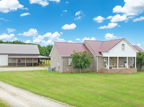 210 Howland Farm Ln, Hillsboro, TN 37342
