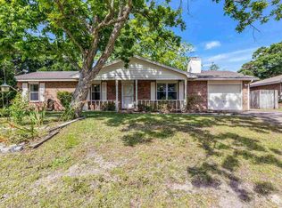 6159 Forest Pines Dr, Pensacola, FL 32526