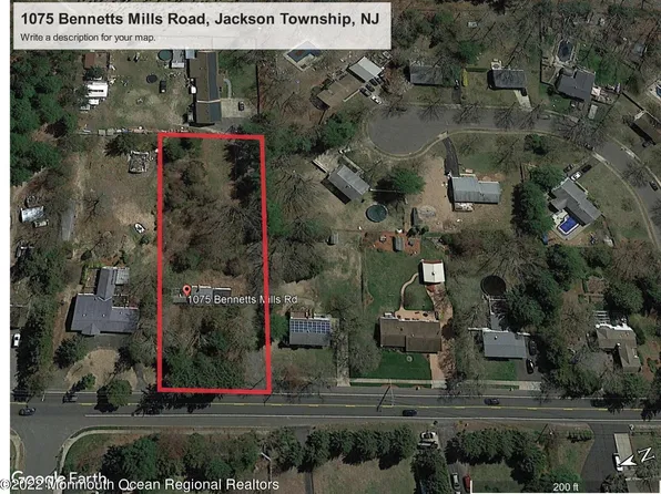 1075 Bennetts Mills Rd, Jackson, NJ 08527