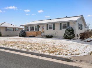 318 5th St SE, Stewartville, MN 55976