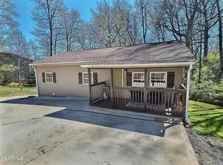 2110 Highland Rd, Maryville, TN 37801