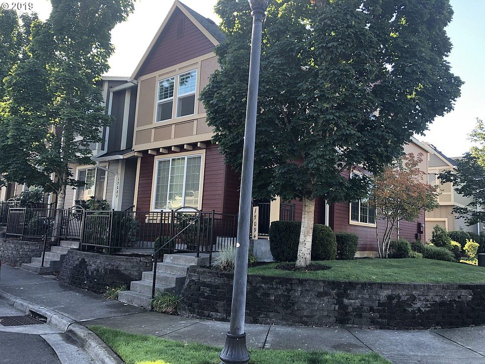 2nd image of 17094 SW Glen Park Ct