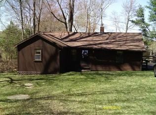 47 Fountain Rd, Wales, MA 01081