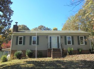 844 S Main St, Chatham, VA 24531