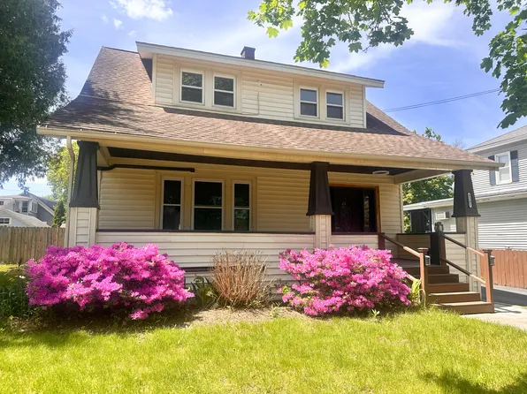 5241 N Catherine St, Plattsburgh, NY 12901