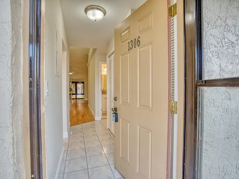 3151 SE Aster Ln #1306 — Photo 2