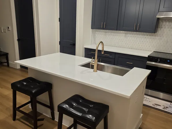 10899 S Hausman Rd, San Antonio, TX