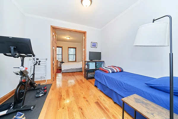 Rented by Living New York | media 13