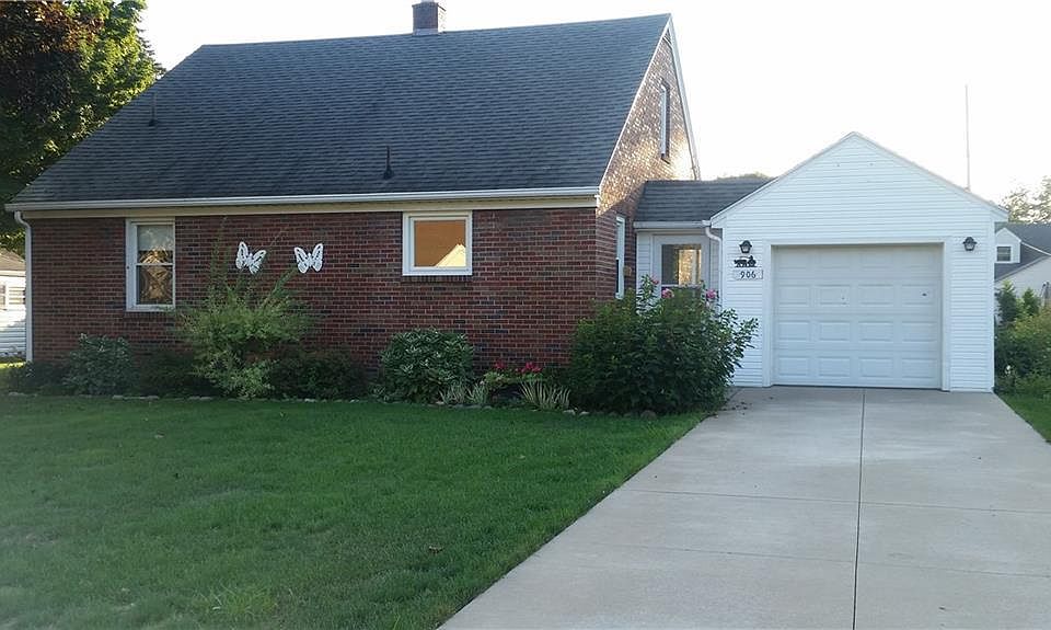 1st image of 906 McConnell Ave