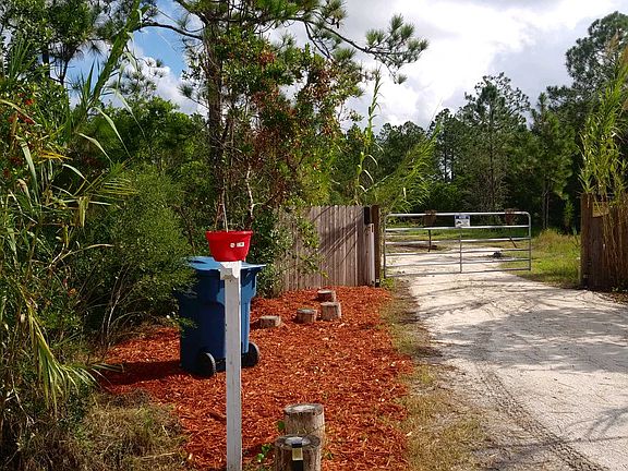 2nd image of 480 Juniper Ln