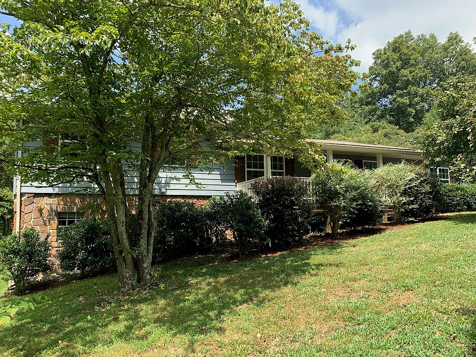 1st image of 3431 Oakland Heights Dr