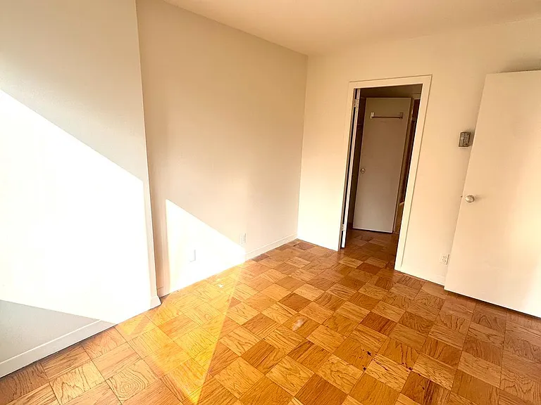 2201 L St NW #205 — Photo 7
