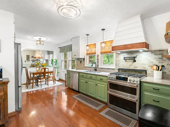 4 Gum Ct, Palmyra, VA 22963