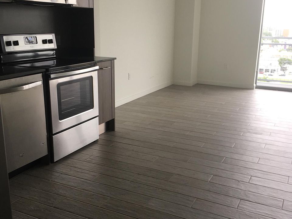 1st image of 3200 NE 1st Ave #1912