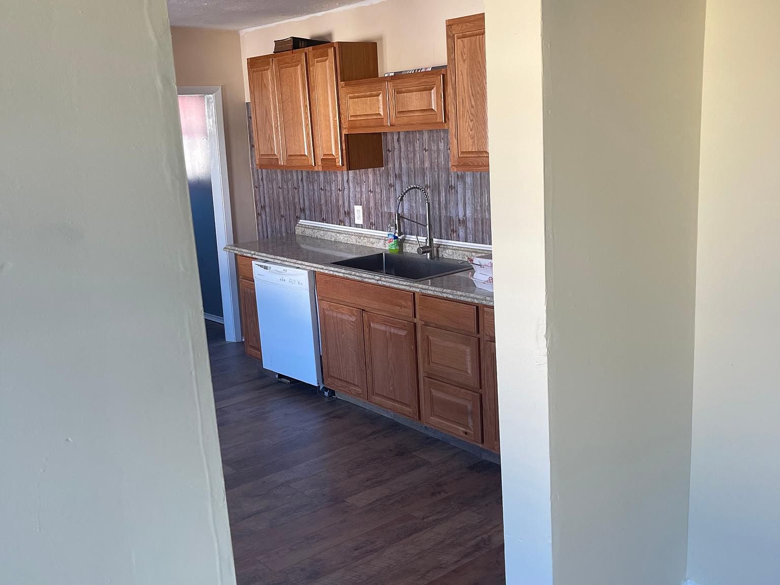 62 Railroad Ave, Kingston, PA 18704 Zillow