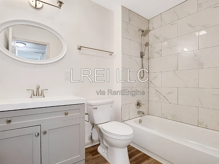 409 Garrison Ct — Photo 6