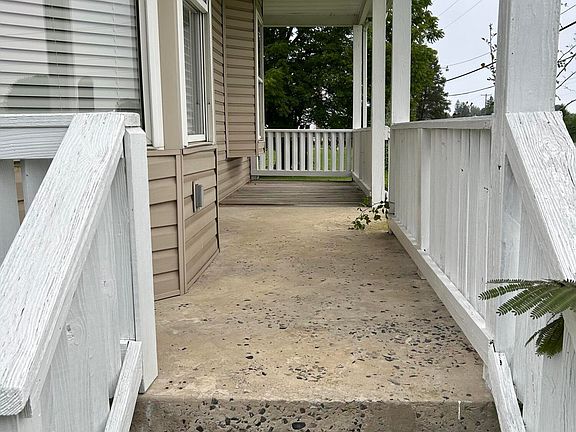 2nd image of 143 Forest Hill Rd