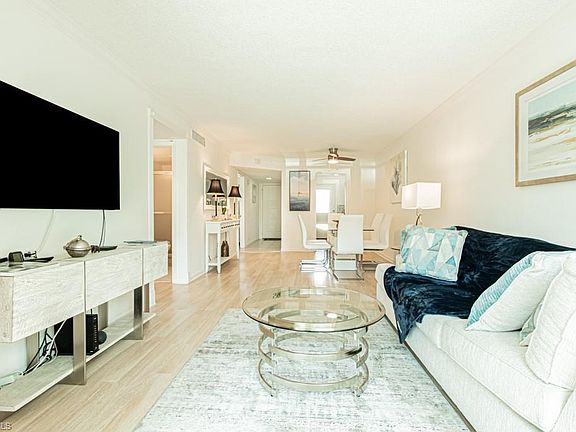 3rd image of 72 7th St S APT 203