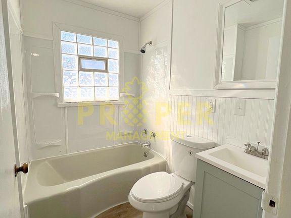5th image of 3212 Germantown St