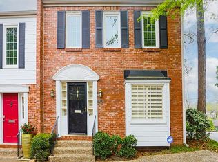 2805 Foxcroft Rd APT 803, Little Rock, AR 72227