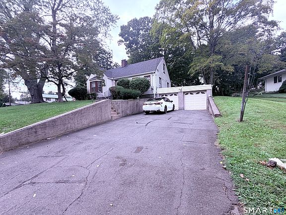 2nd image of 6 Paradise Avenue
